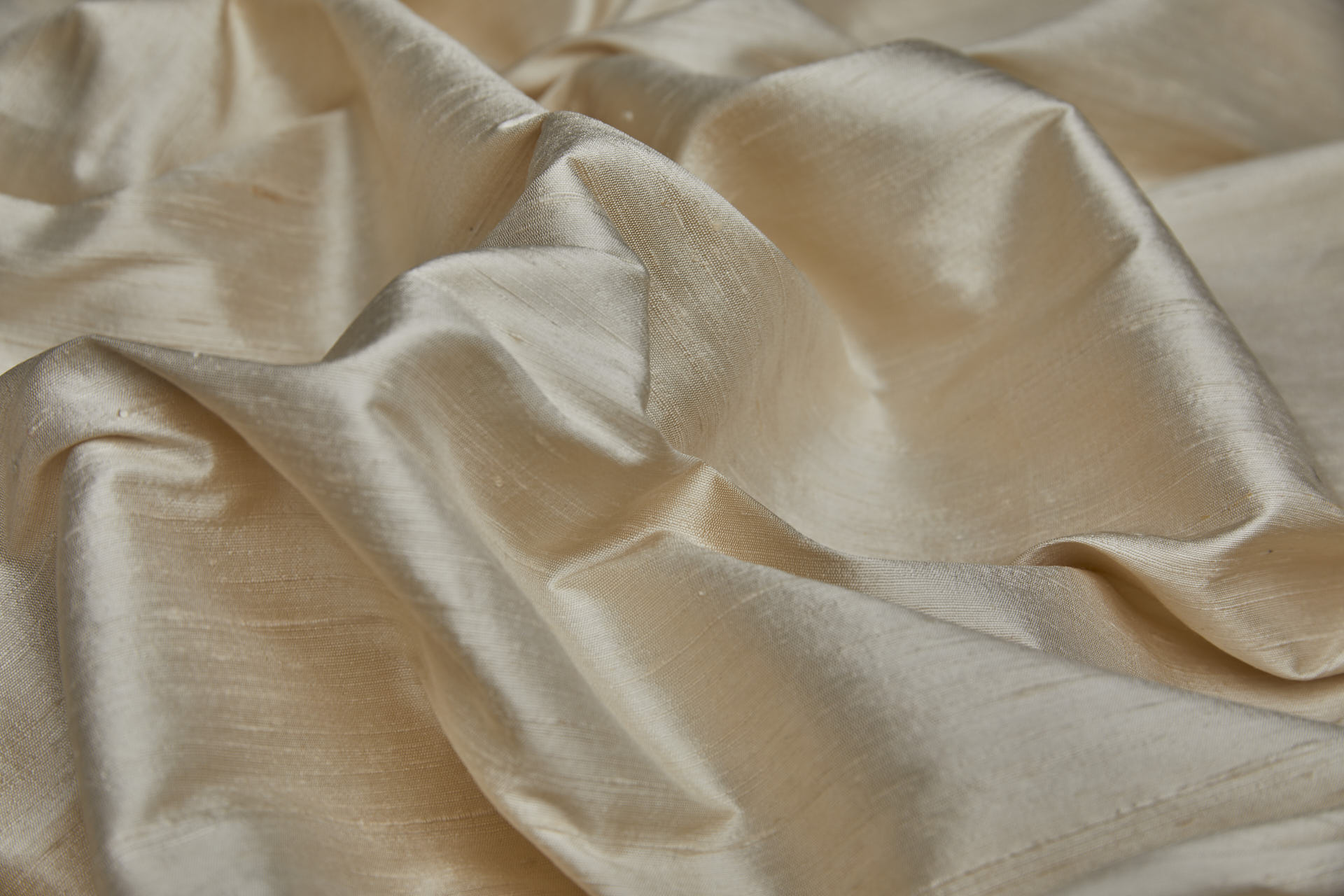Textured Silk Dupion - Cream - 112cm wide fabric, image 4 of 7