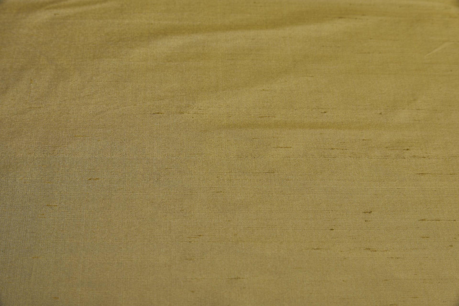 Silk Dupion - Golden shot Ivory fabric, image 2 of 6