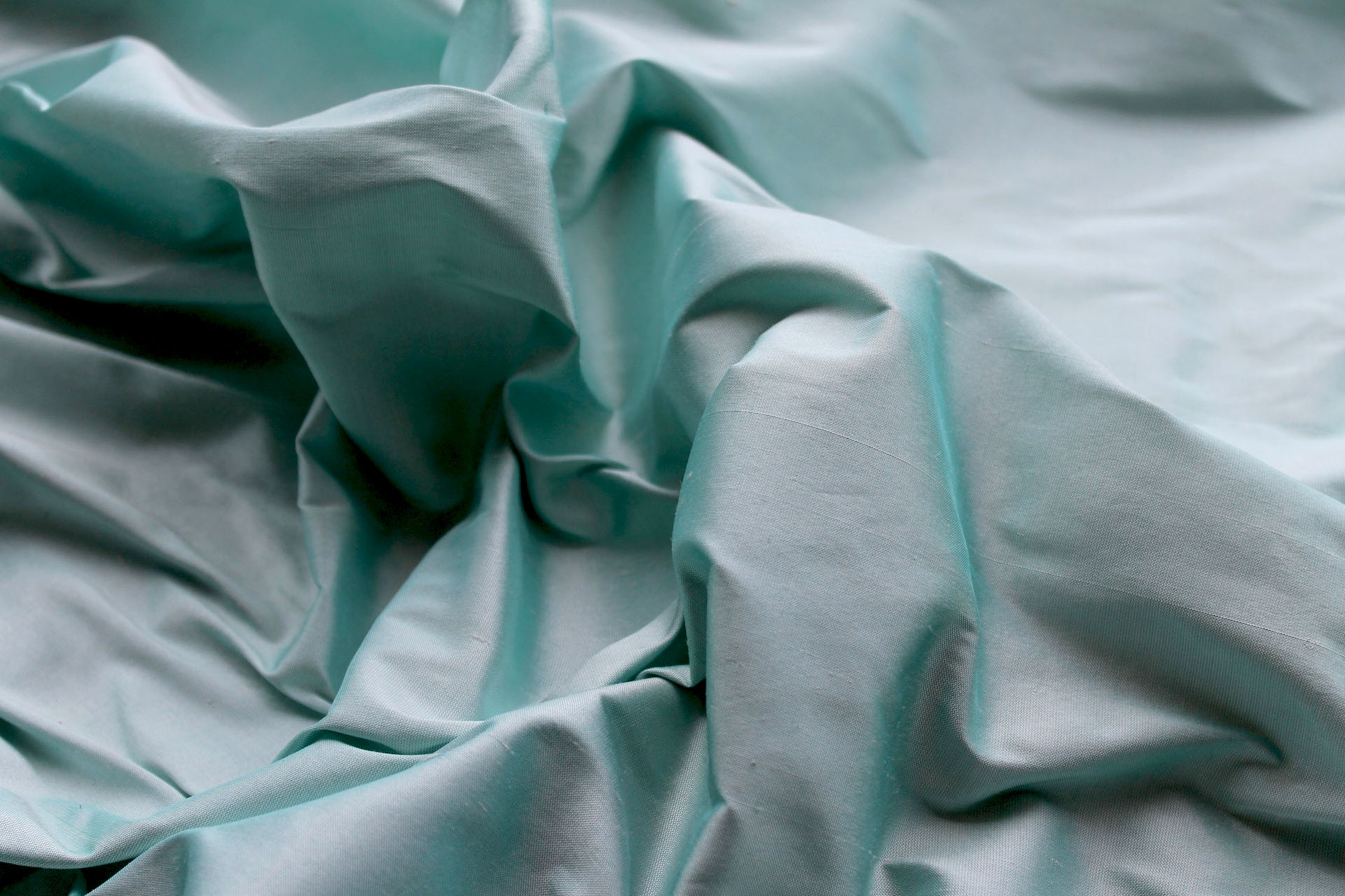 Silk Dupion - Mint shot White - B89 fabric, image 3 of 6