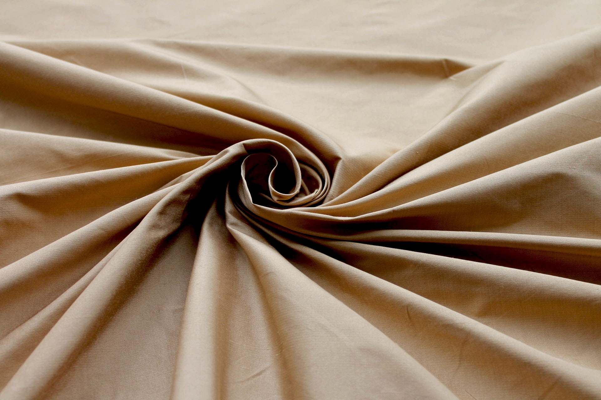 Silk Dupion - Pale Gold - B07 fabric