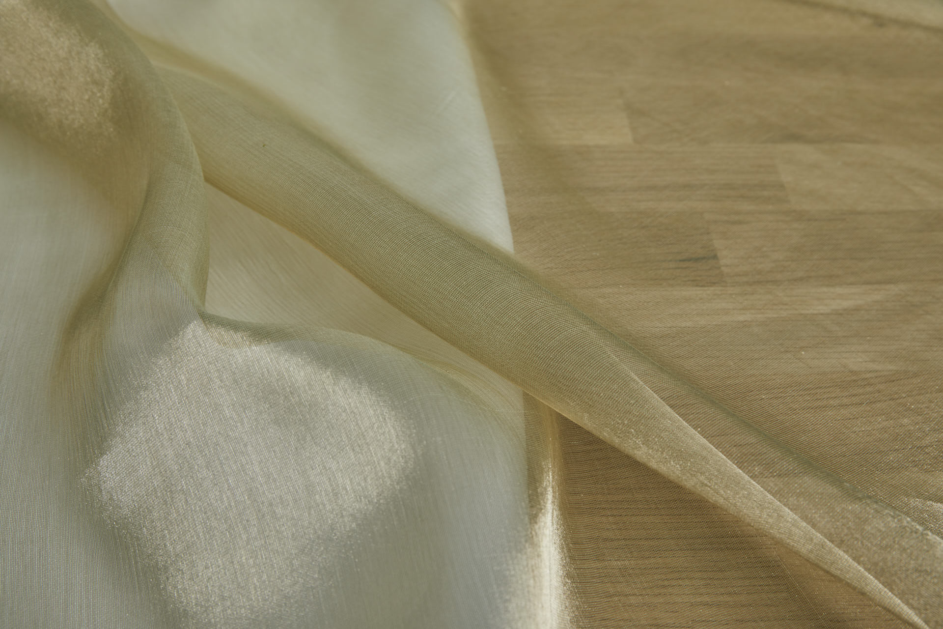 Silk Organza - Metallic Sea Spray shot Gold fabric, image 9 of 10