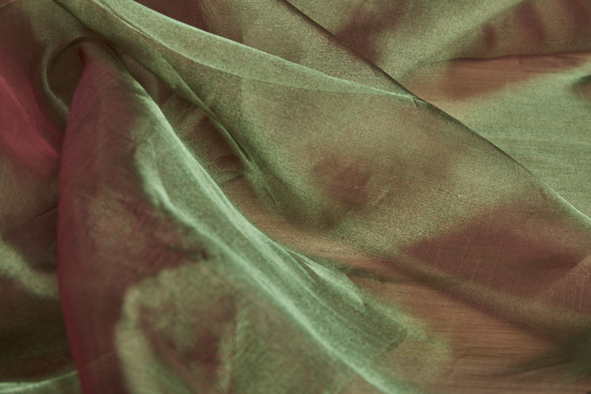 Silk Organza - Metallic Red shot Green fabric, image 4 of 5