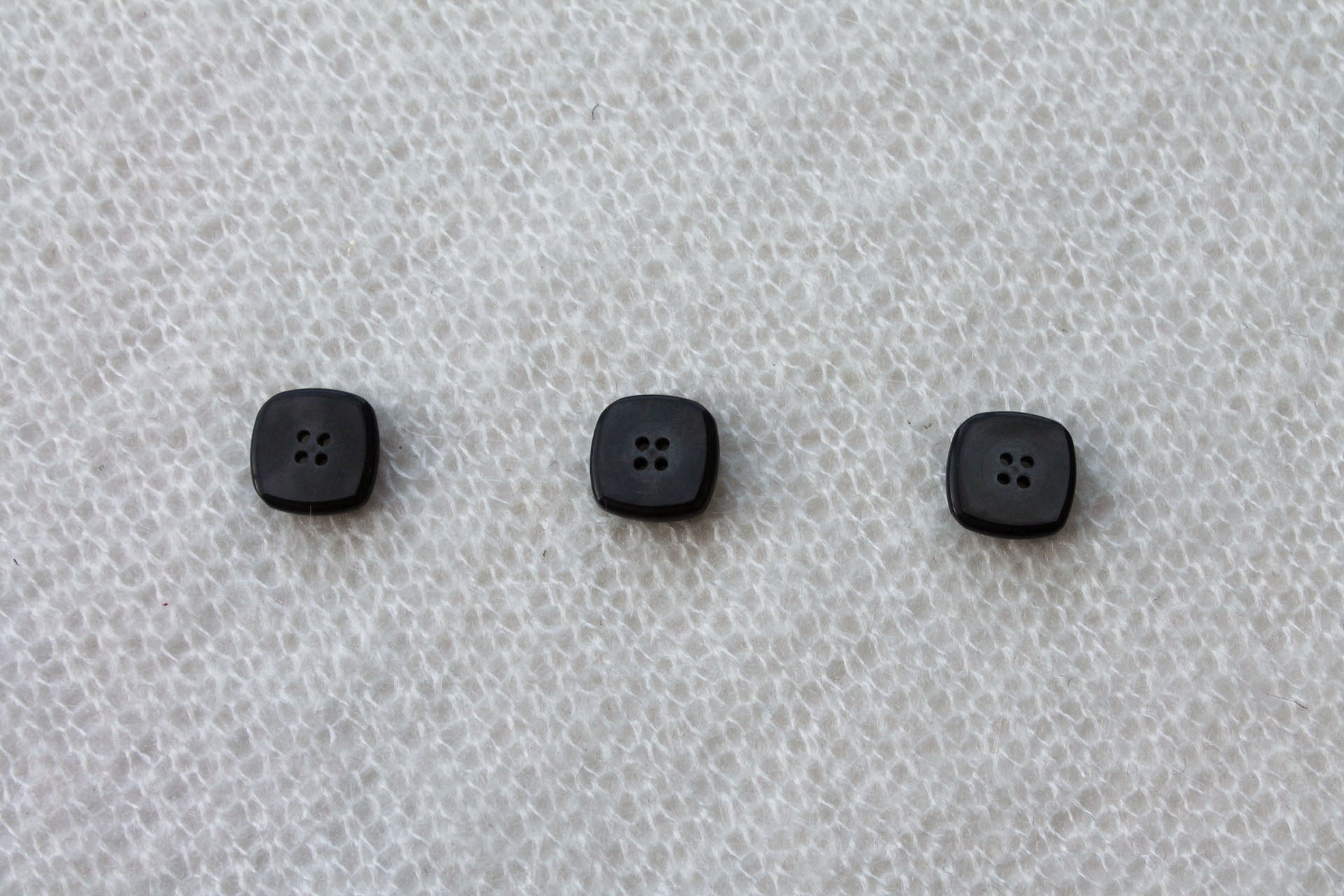 Square "Shell" Resin Inlay Button - Midnight - 1.5cm, image 4 of 4