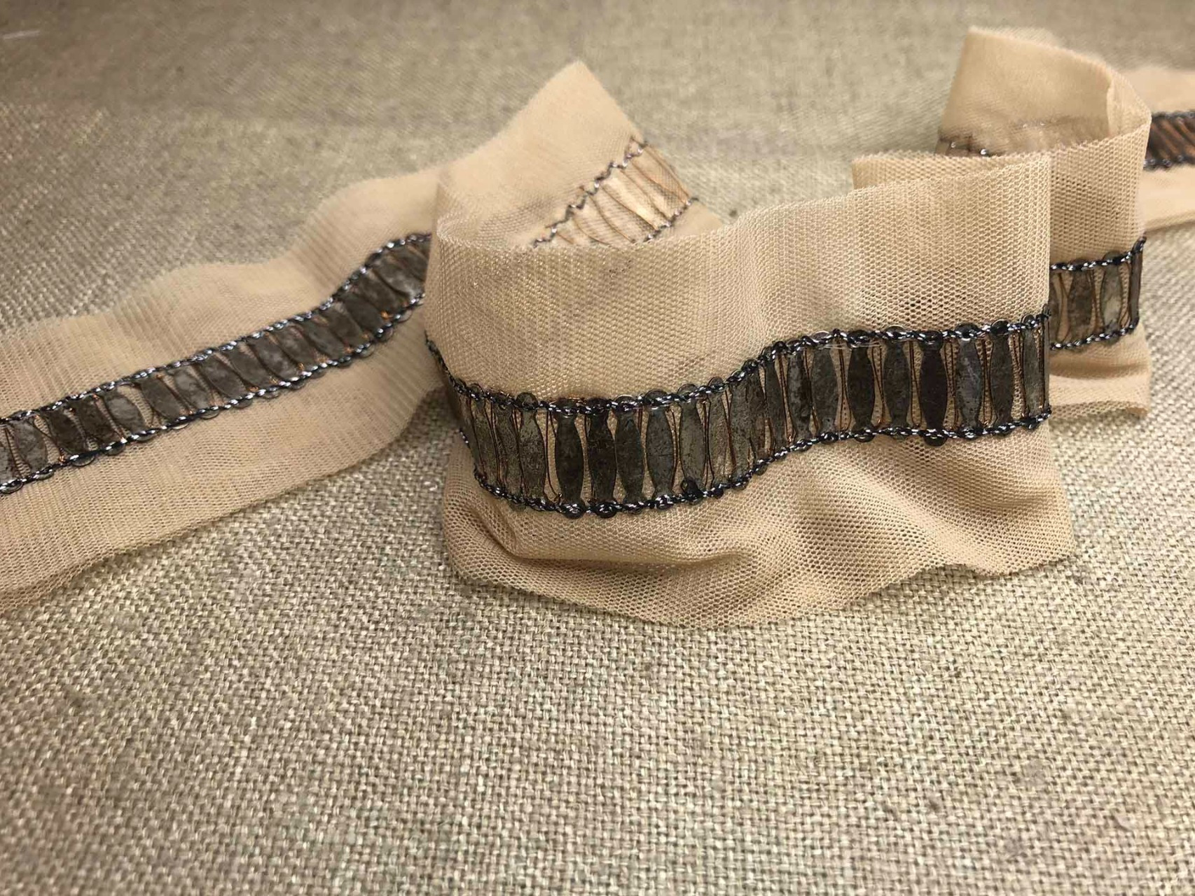 Metal Ellipse Sequin Trim - Single Row Antique Gold, image 2 of 5