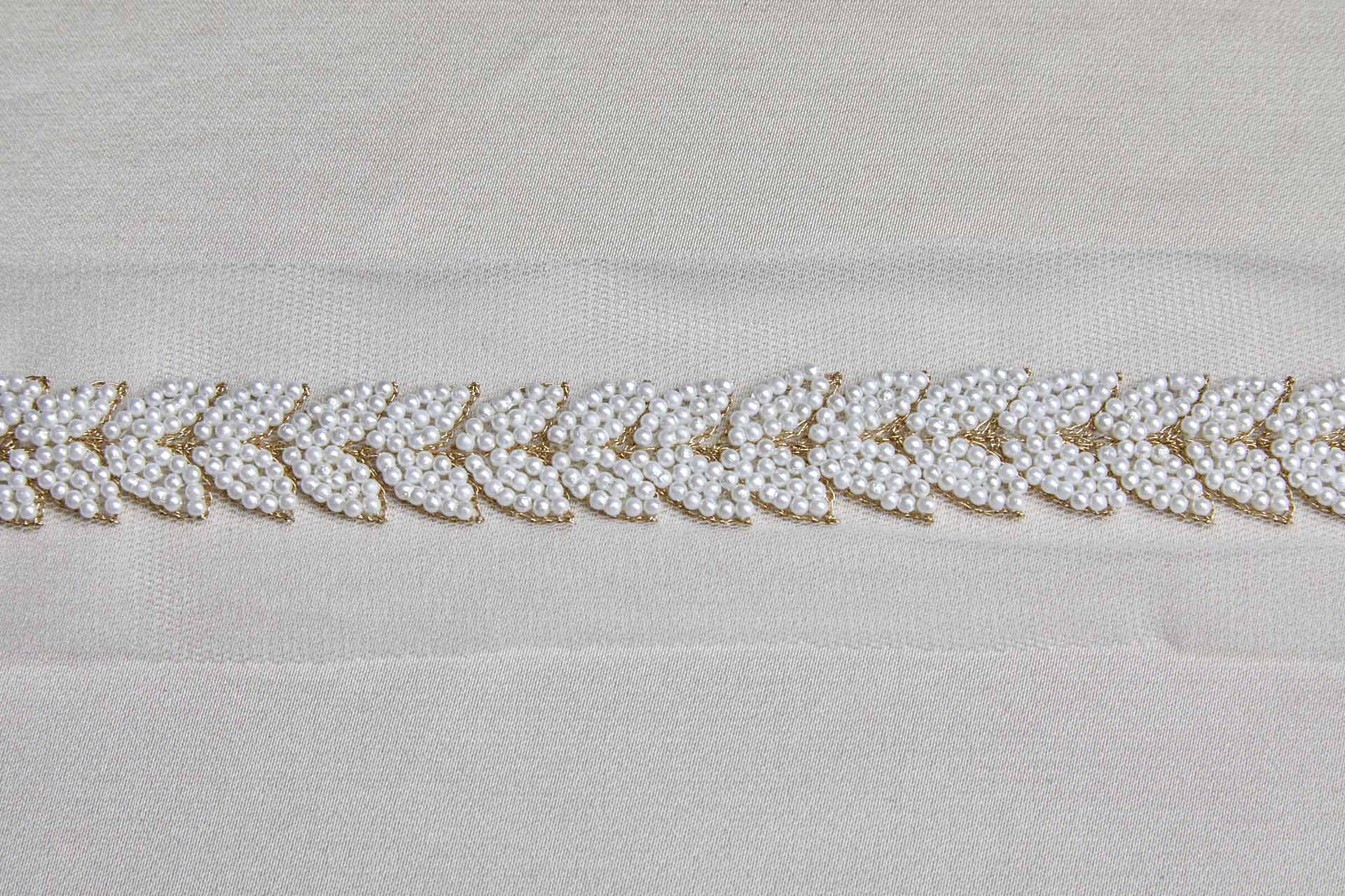 Pearl and Metal Work Leaf Trim - Gold and Ivory, image 3 of 6