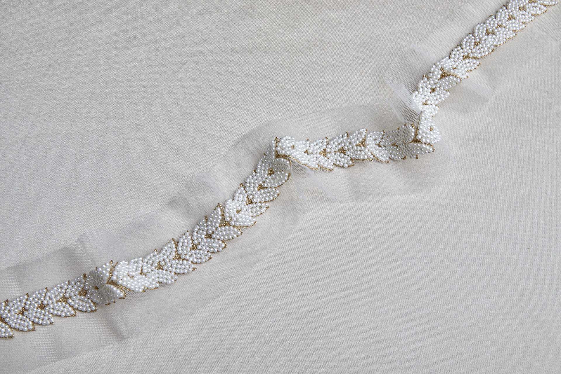 Pearl and Metal Work Leaf Trim - Gold and Ivory, image 5 of 6