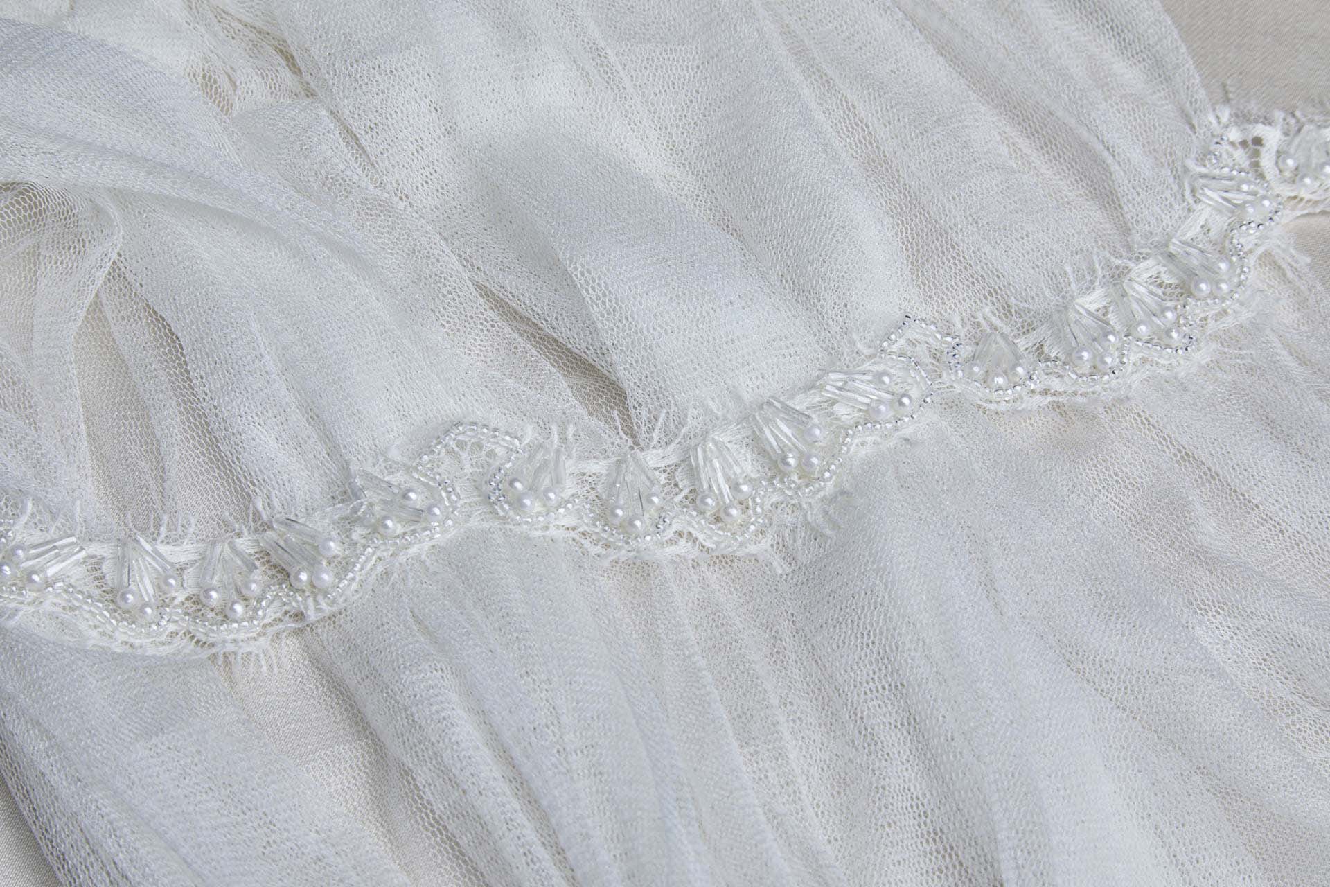 Beaded Scallop Lace Trim - Ivory, image 3 of 4