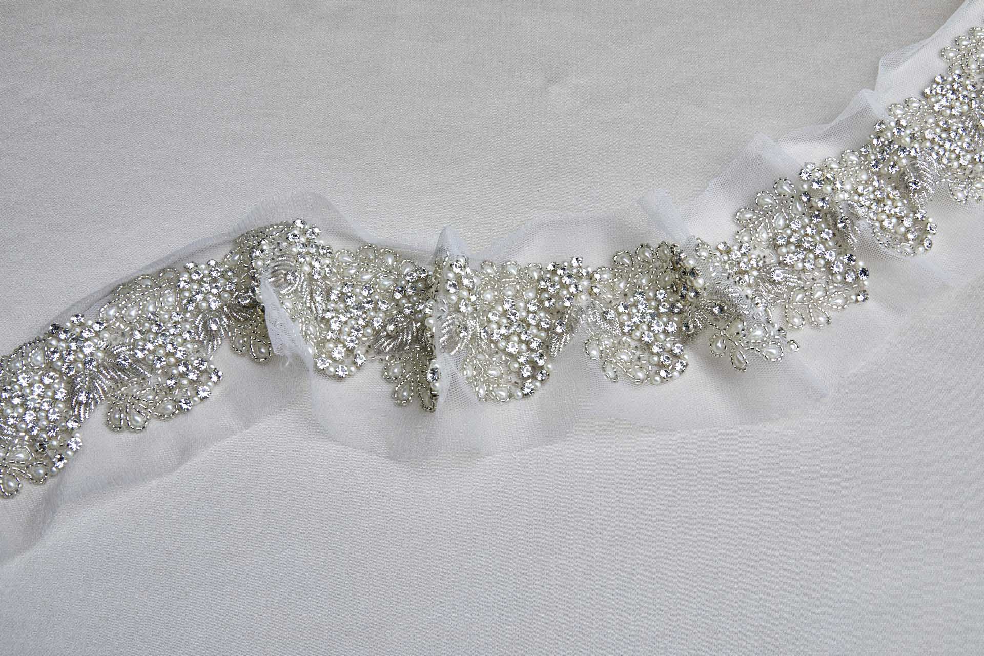 Beaded Diamanté Pearl Trim in Ivory and Silver, image 2 of 4
