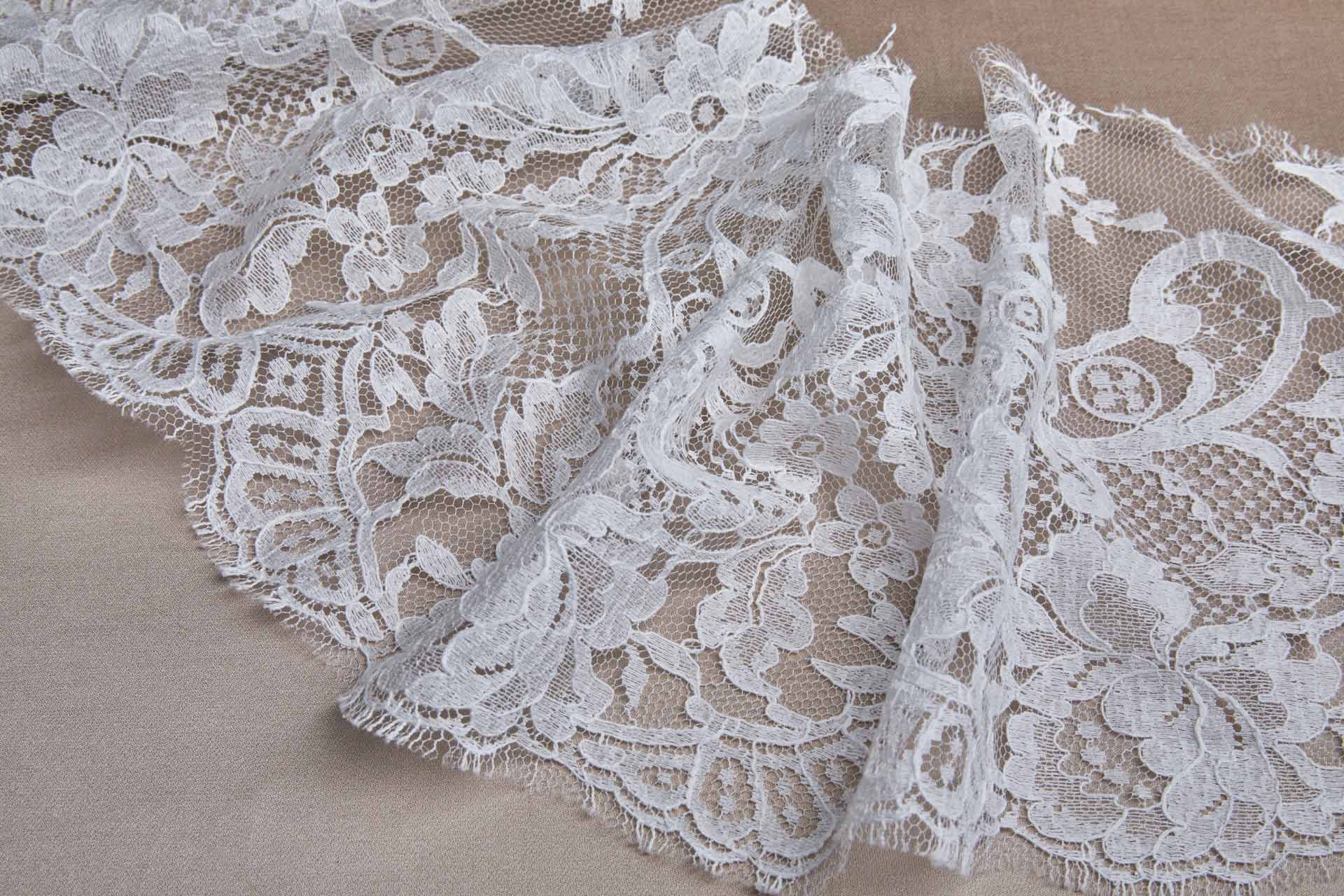 Scroll Border Lace Trim - Ivory