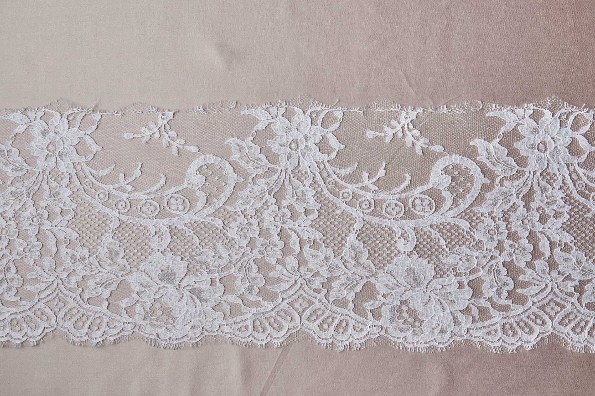 Scroll Border Lace Trim - Ivory, image 5 of 7