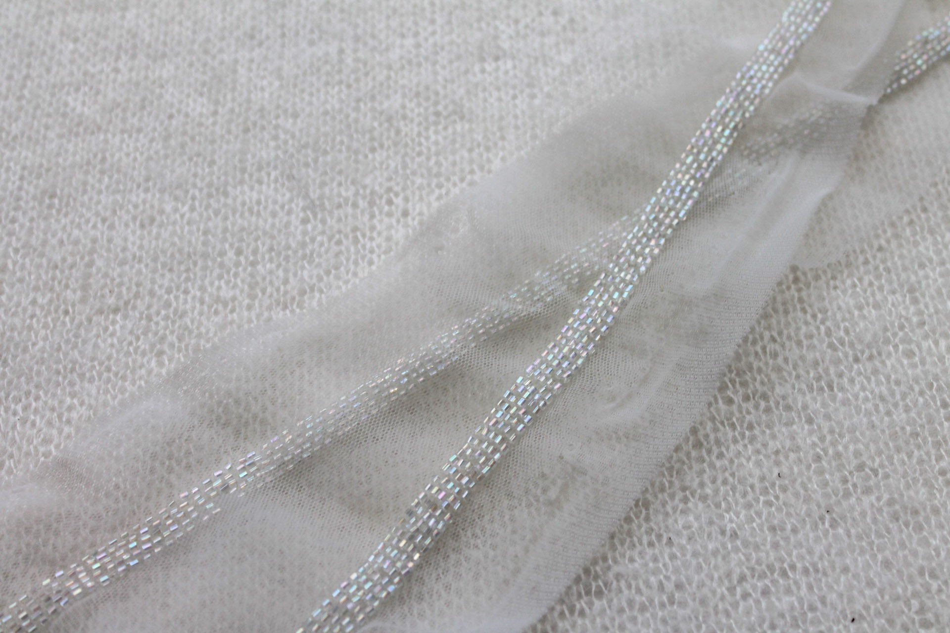Beaded Micro Trim - Ivory AB - Narrow, image 3 of 3