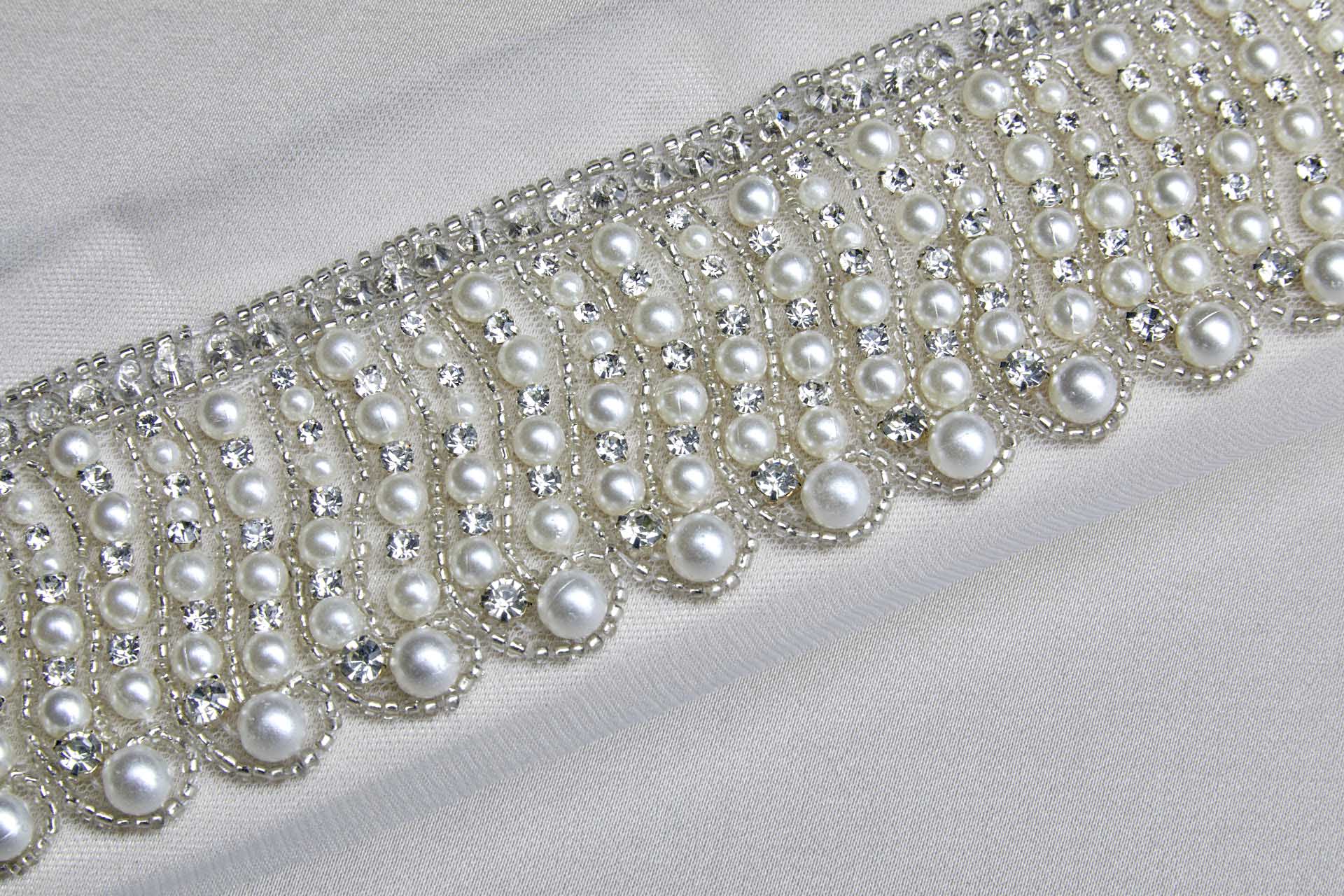 Art Deco Beaded Diamante & Pearl Trim in Ivory and Silver