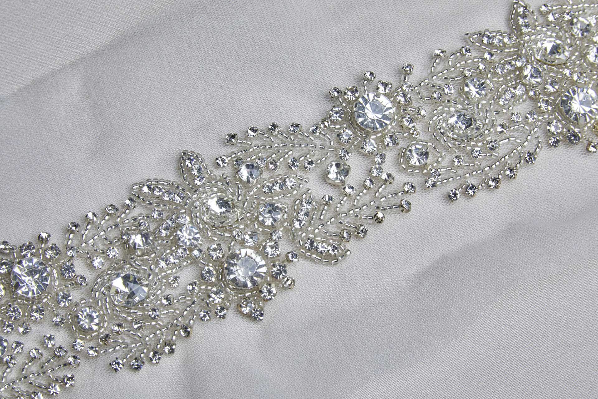 Beaded Floral Diamante Trim in Silver