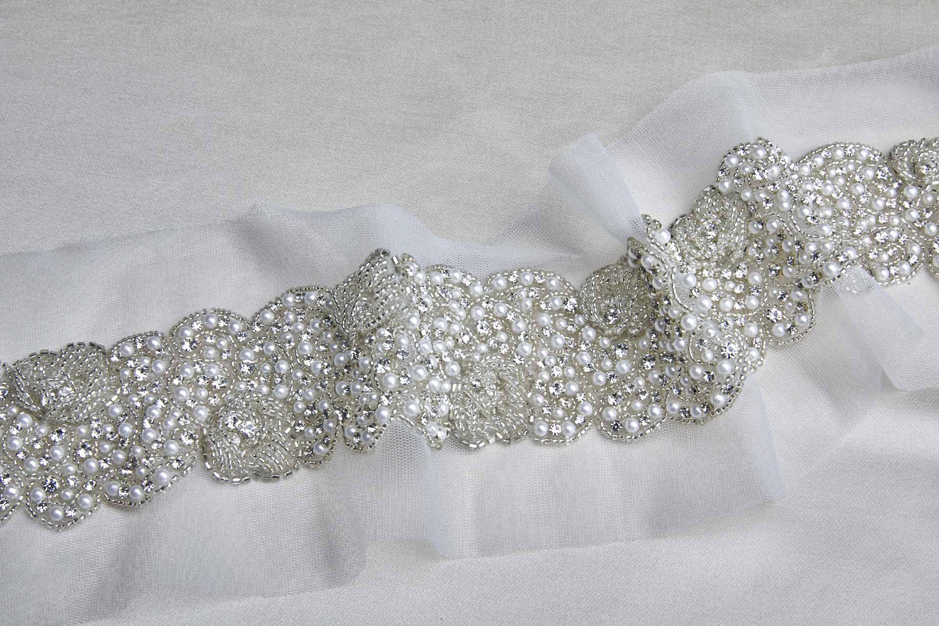 Diamante, Pearl and Glass Bead Trim - Silver, image 2 of 6