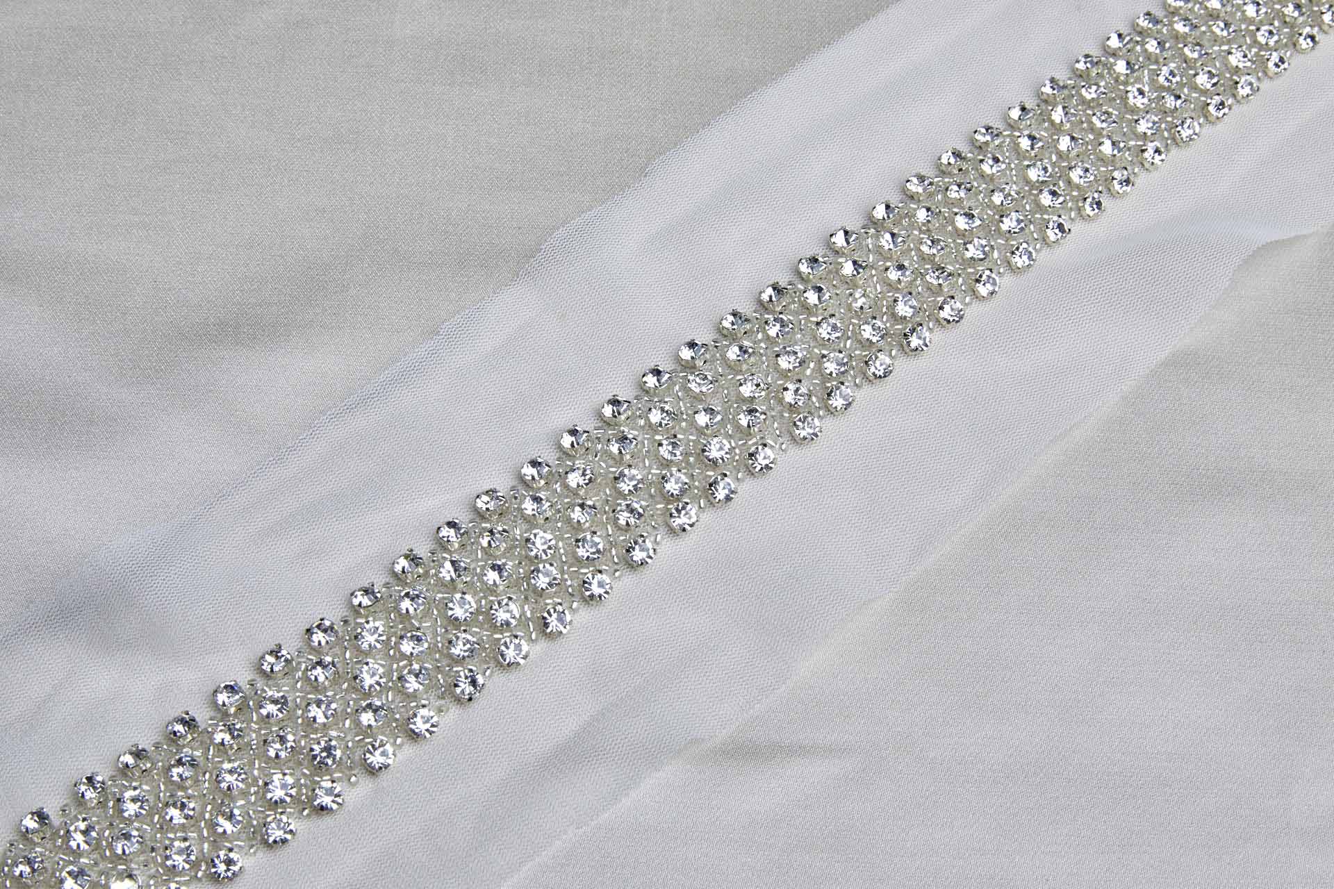 Wide Beaded Trellis Design Trim With Diamante in Silver, image 4 of 5
