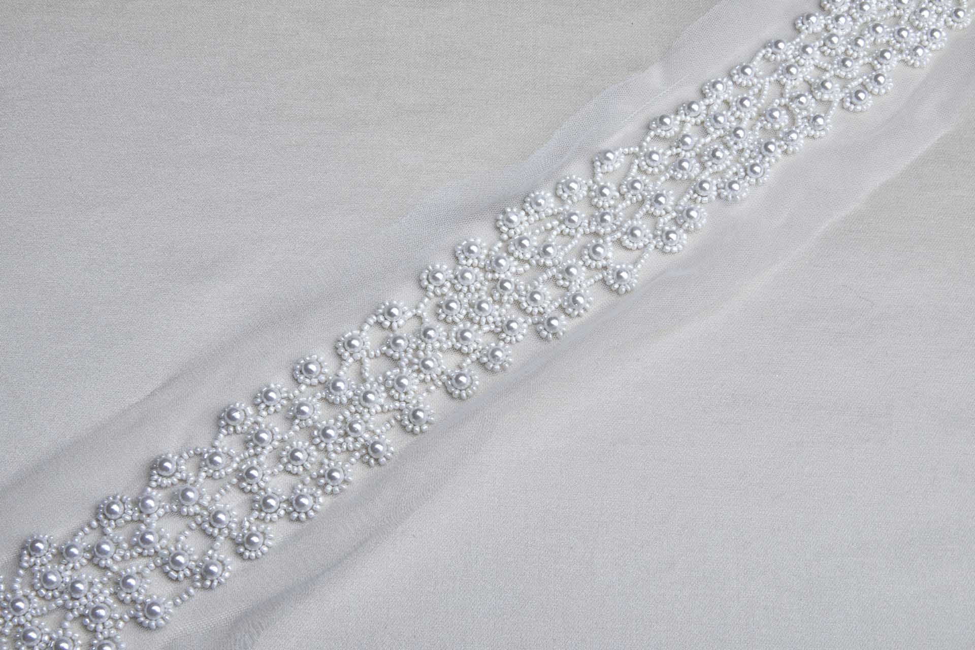 White Pearl and Glass Bead Trim, image 5 of 6