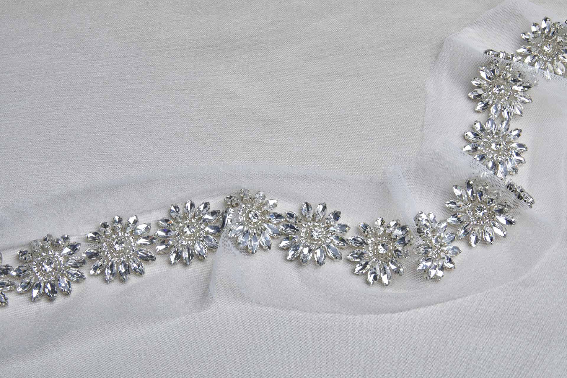 Diamante Flower Trim - Clear / Silver, image 3 of 6