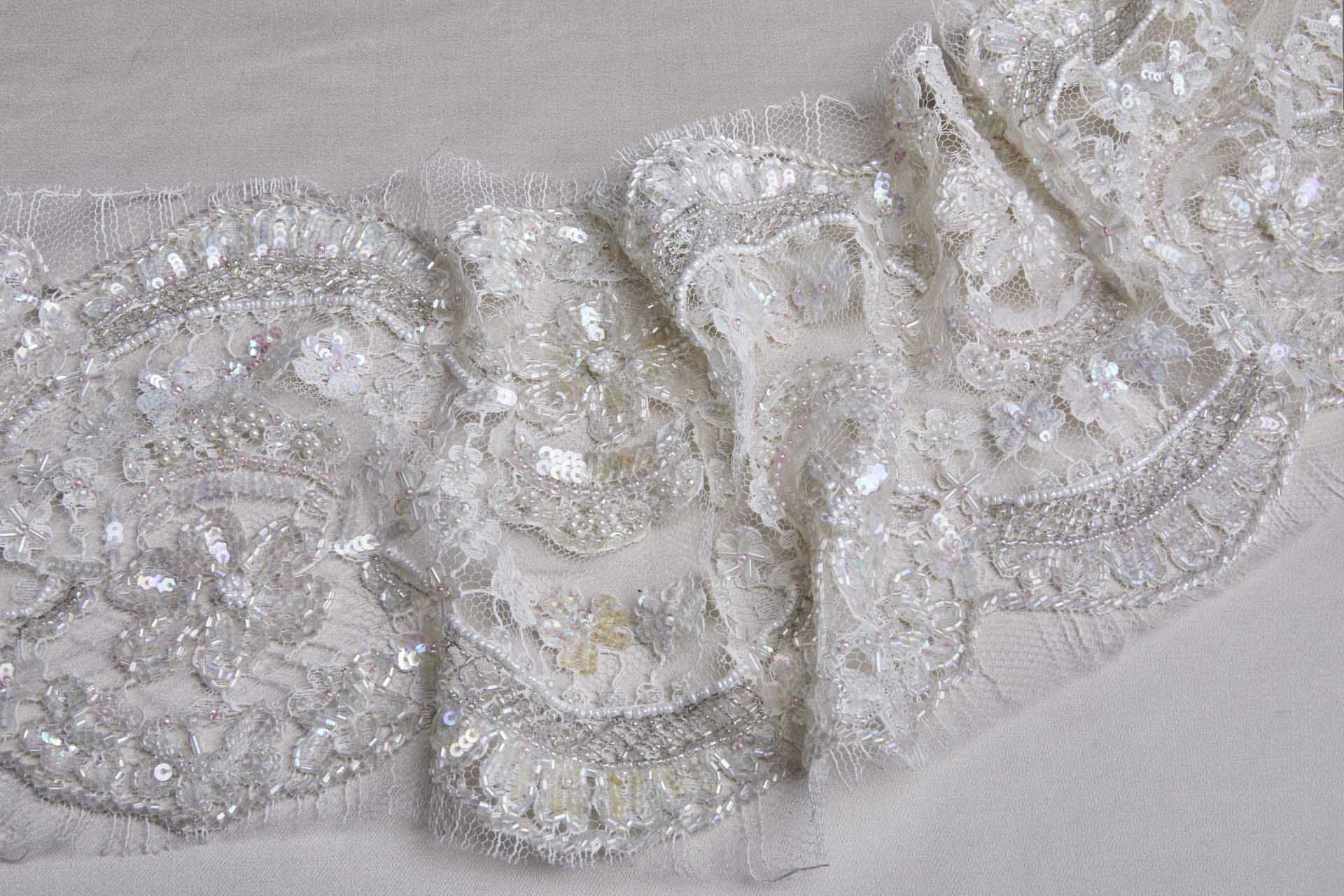 Double Scalloped AB Beaded and Sequinned Leavers Lace Trim in Ivory, image 3 of 9