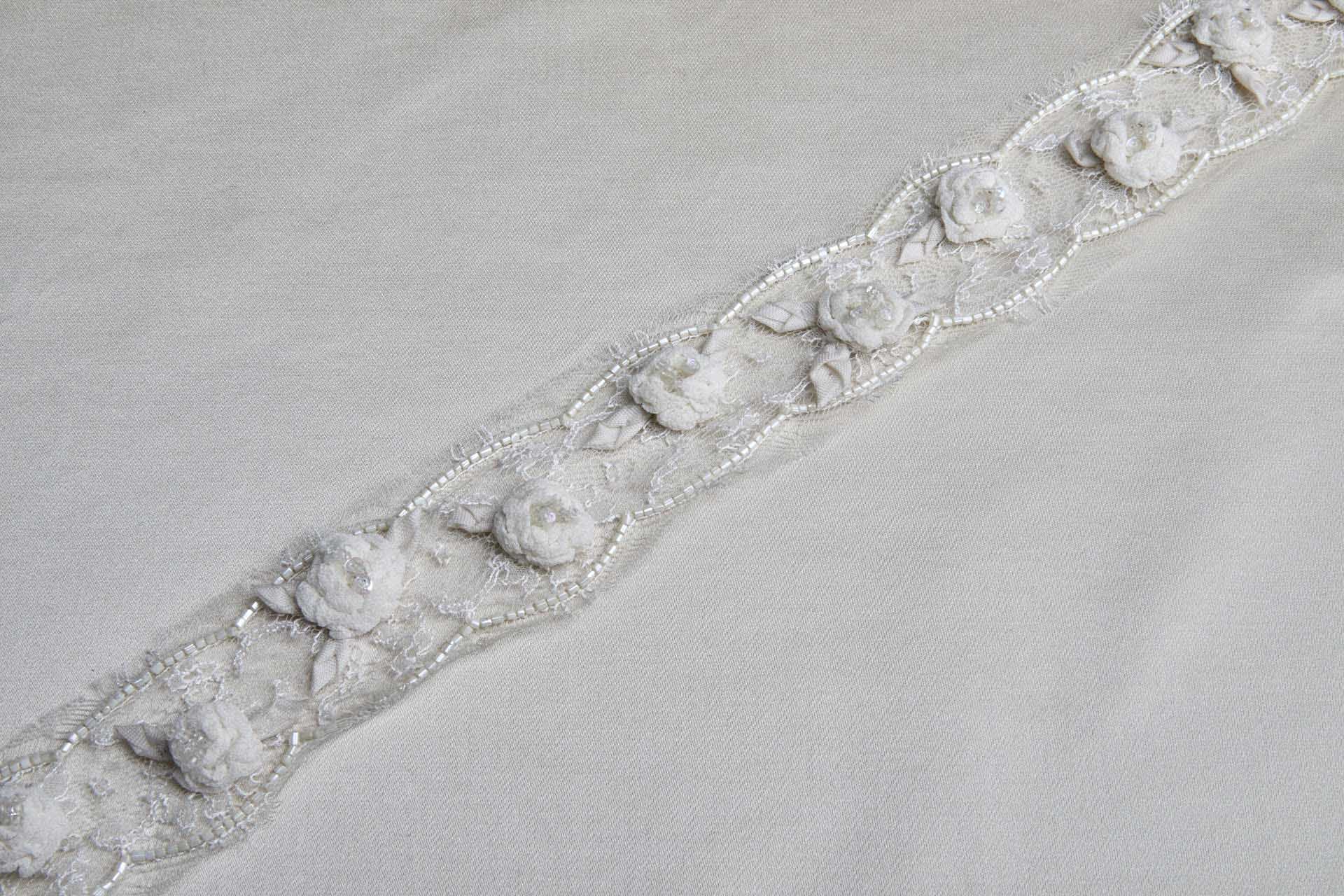 Beaded and Appliqued Chantilly Lace Trim in Ivory, image 4 of 8