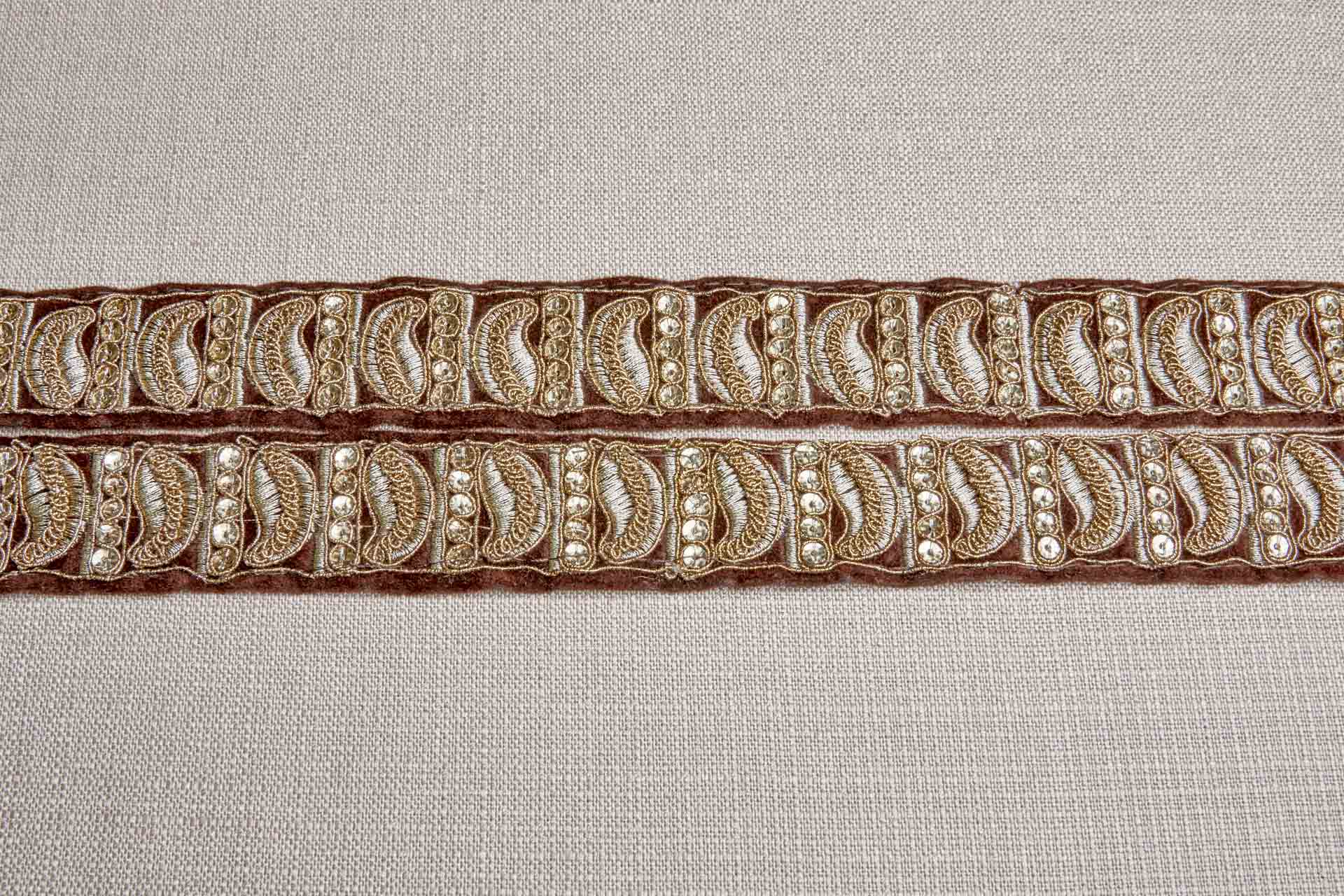 Mango Motif Trim - Gold on Brown, image 4 of 8