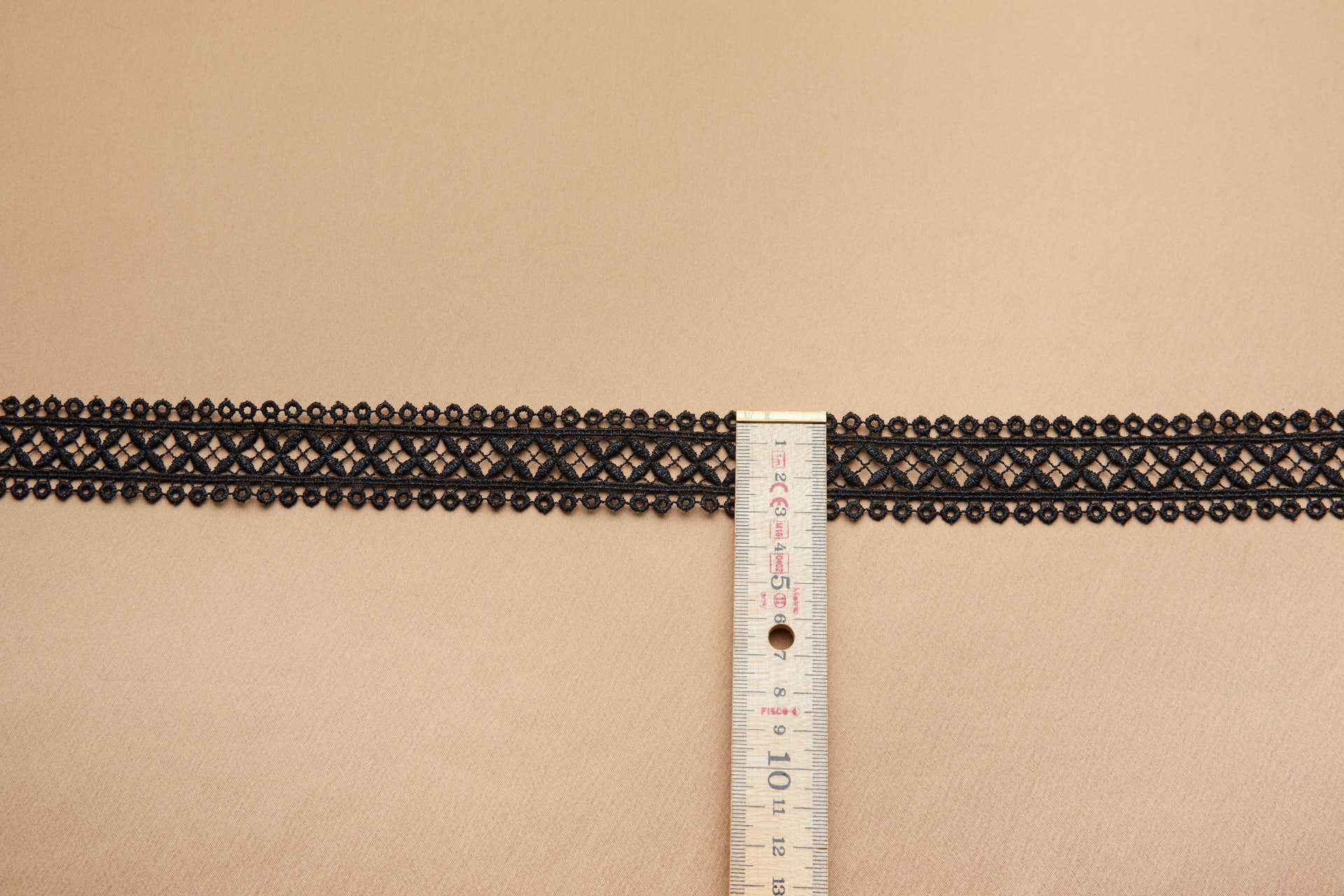 French Double Scallop Geometric Guipure Lace Trim - Black, image 6 of 7