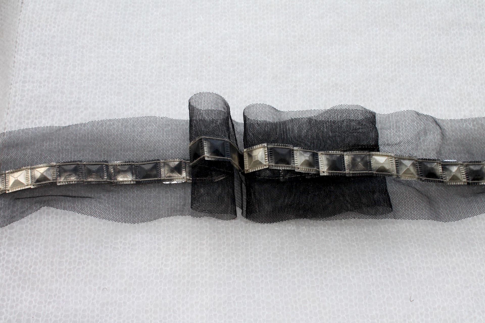 Stud Sequin Trim - Tarnished Gold - Single, image 3 of 5
