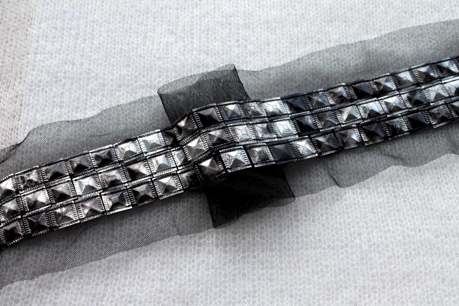 Stud Sequin Trim - Gunmetal - Triple, image 3 of 4