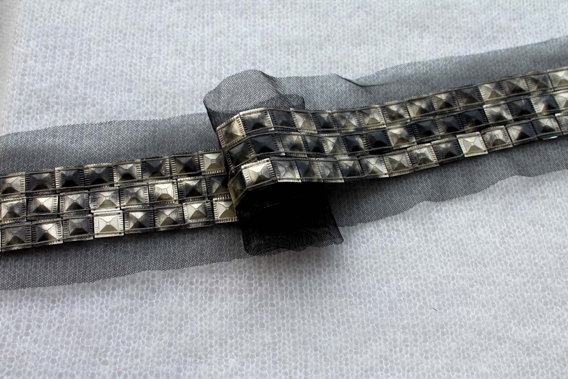 Stud Sequin Trim - Tarnished Gold - Triple, image 3 of 4