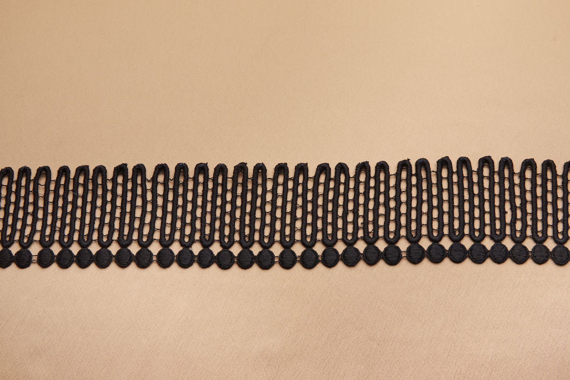 Circle and Squiggle Guipure Trim - Black, image 6 of 9
