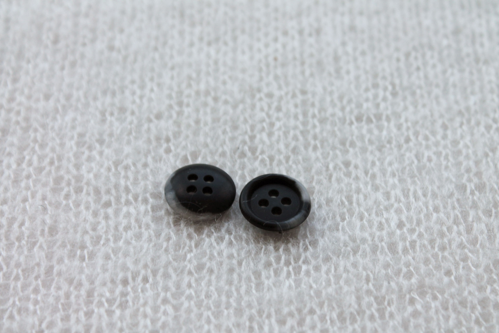 Vintage "Faux Horn" Nylon Button in Black and Off White - 1.5cm, image 3 of 4