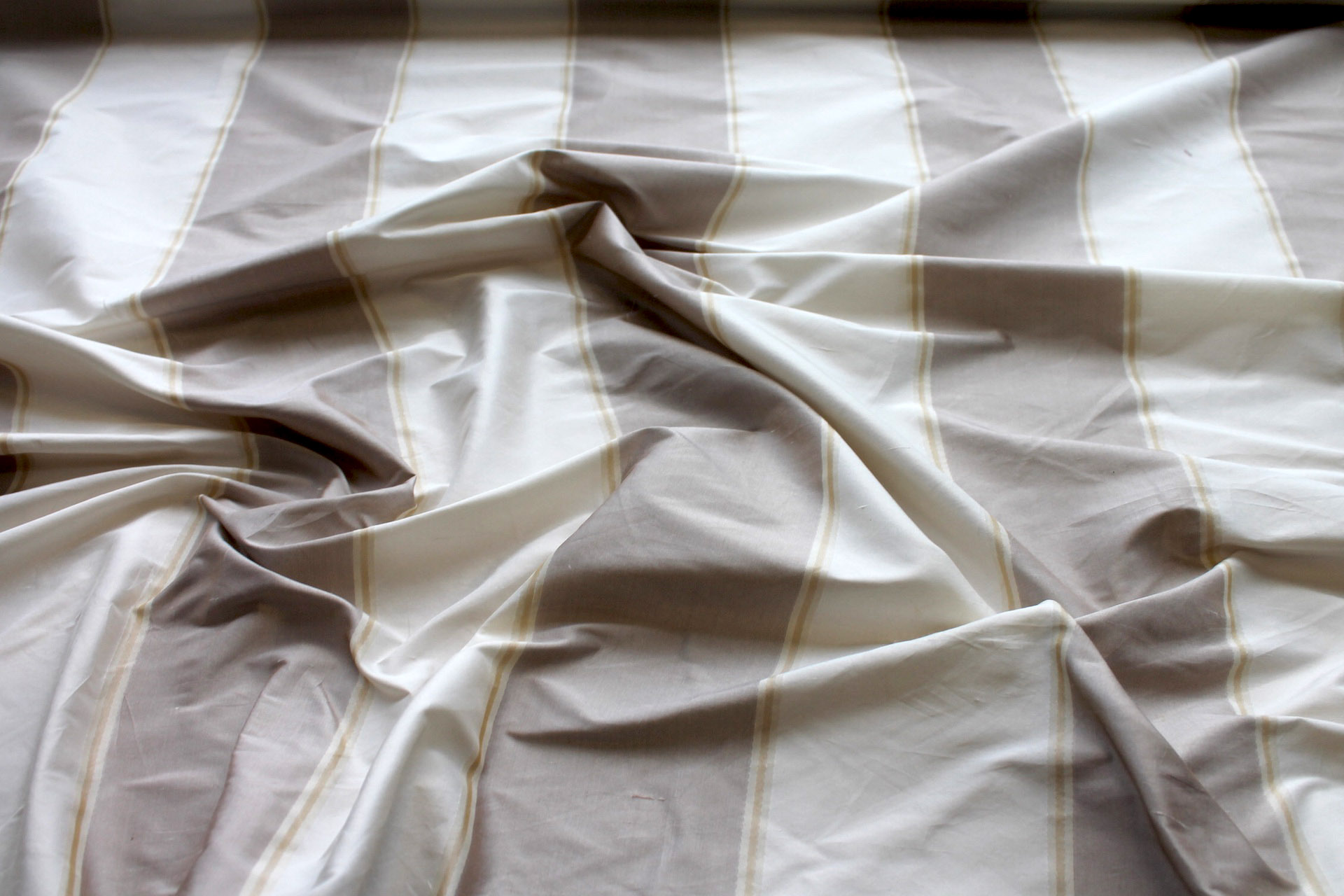 Wide Striped Silk Dupion in Off White and Ecru with Pale Gold fabric, image 3 of 6