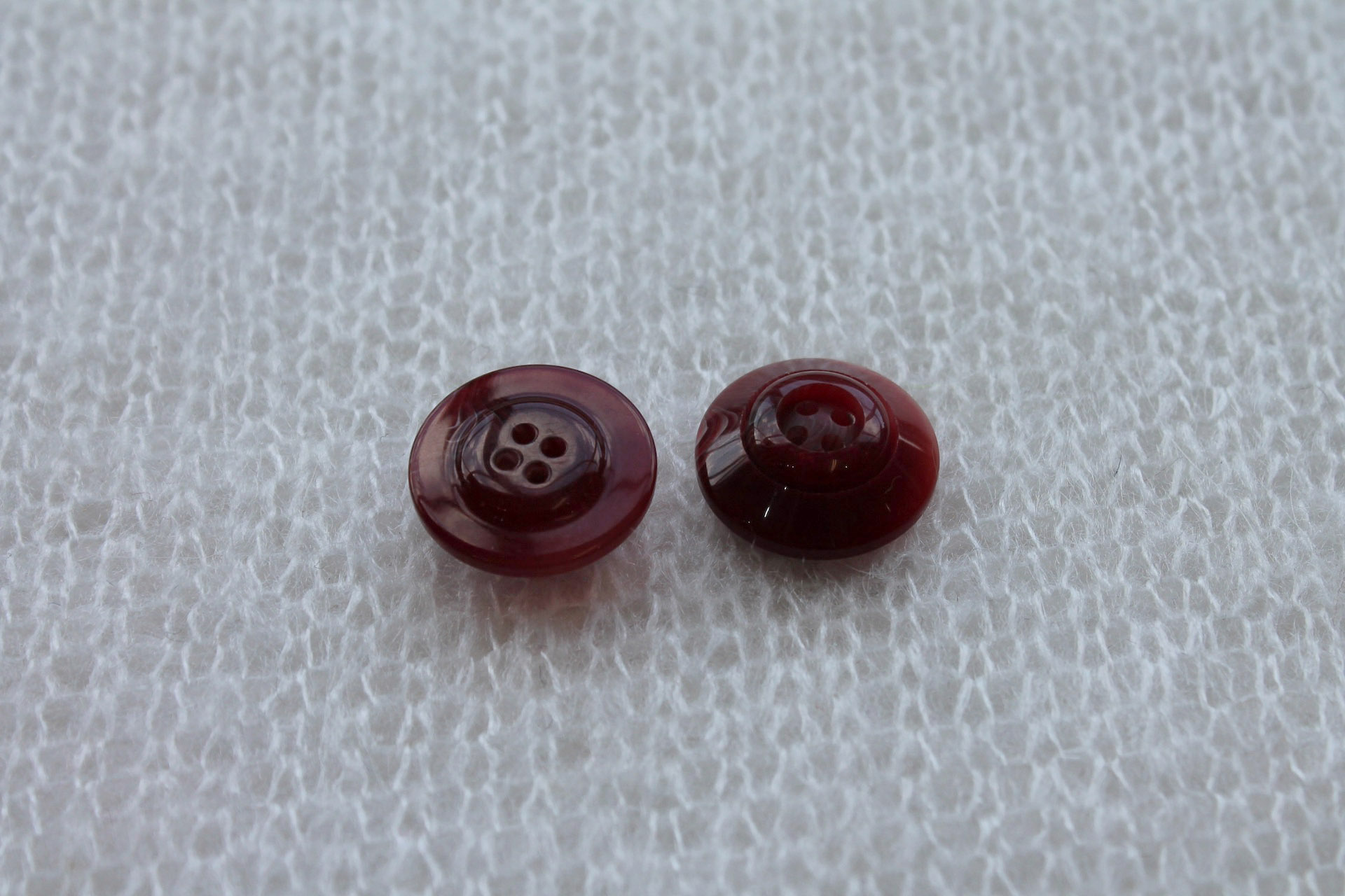 Wine Red Faux Horn 3D Nylon Button - 1.7cm, image 3 of 4