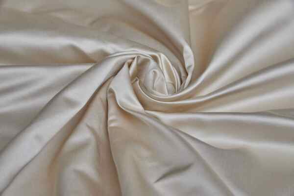 Silk/Cotton Duchesse Satin - Blush fabric