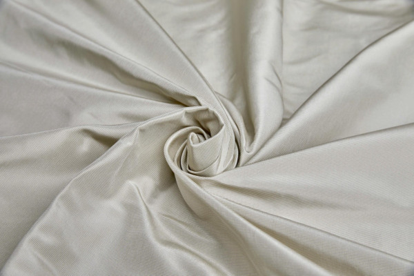 Heavy Weight Silk Taffeta - 3-Tone - Oyster fabric