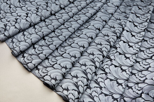 Compact Repeat Acanthus Leaf Reversible Silk Jacquard - Silver Grey and Black