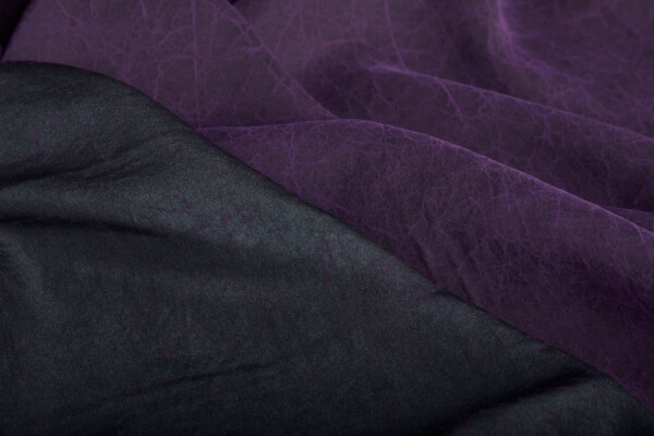 Mud Silk - Habotai - Purple Iris / Black fabric