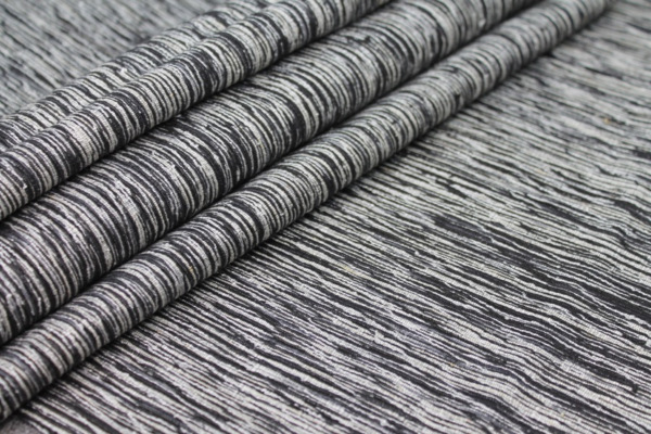 Chunky Silk Matka - Black and White fabric
