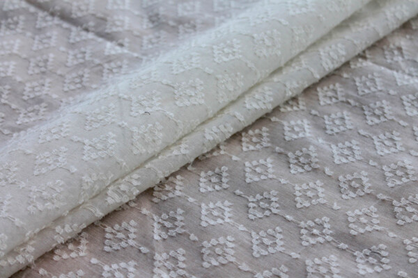 Vintage Jacquarded Silk Organza - Ivory fabric