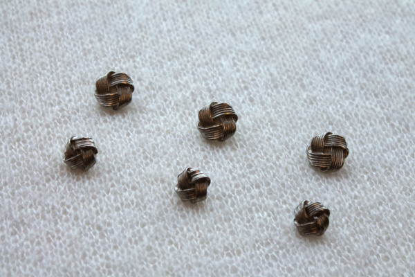 Metal Knot Button - Large Silver