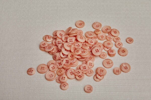 Round Peach "Faux Horn" Button - 2cm