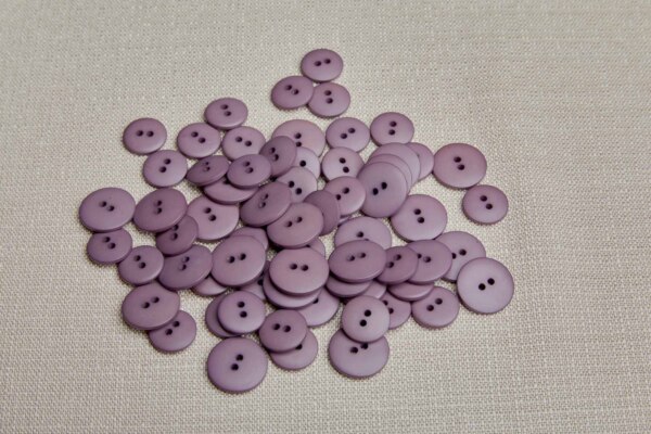 Vintage Round Lavender Purple Button - 1.6cm
