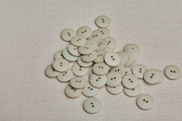 Vintage Round Pale Khaki Button - 2cm