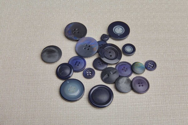 Set of 21 Vintage Navy, Indigo and Purple Buttons - Assorted Sizes