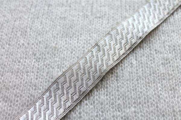 Silver "Guards Lace" Braid with Geometric Design - Large trim