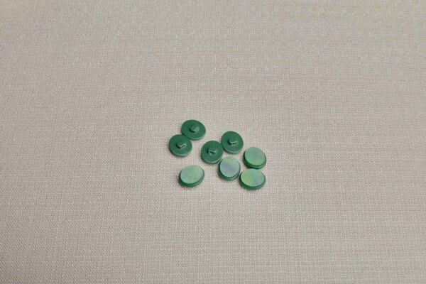 Set of 8 Oval "Shell" Resin Inlay Shank Button - Green - 1.7cm