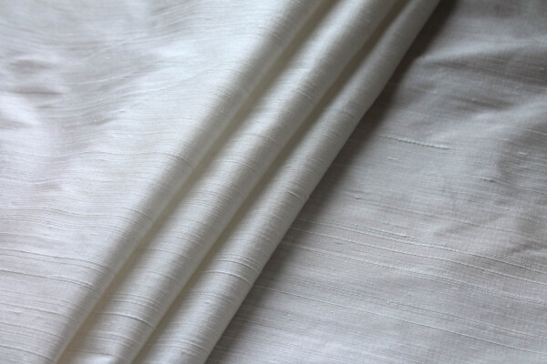 Lightly Textured Silk Dupion - Ivory fabric
