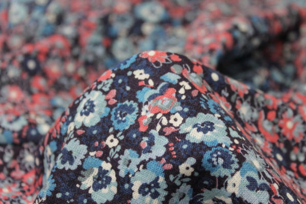 Floral Printed Lightweight Viscose Linen Blend - Blues fabric