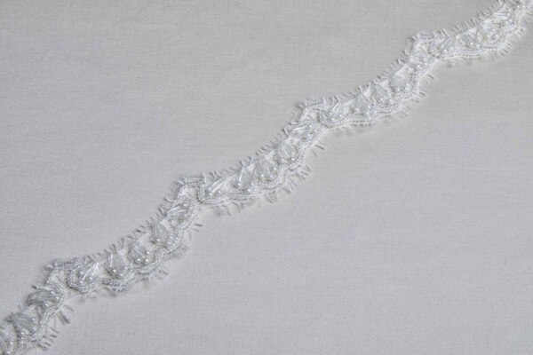 Beaded Scallop Lace Trim - Ivory