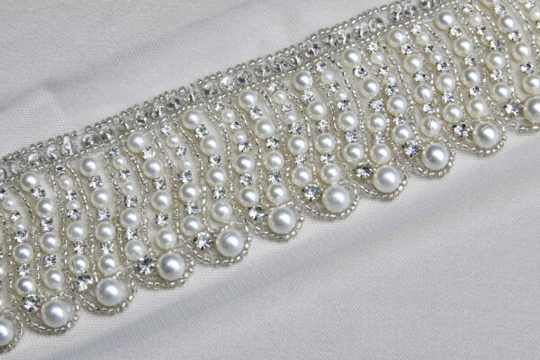 Art Deco Beaded Diamante & Pearl Trim in Ivory and Silver