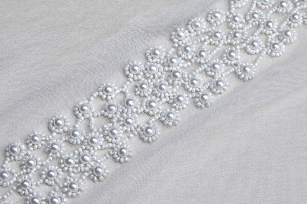 White Pearl and Glass Bead Trim